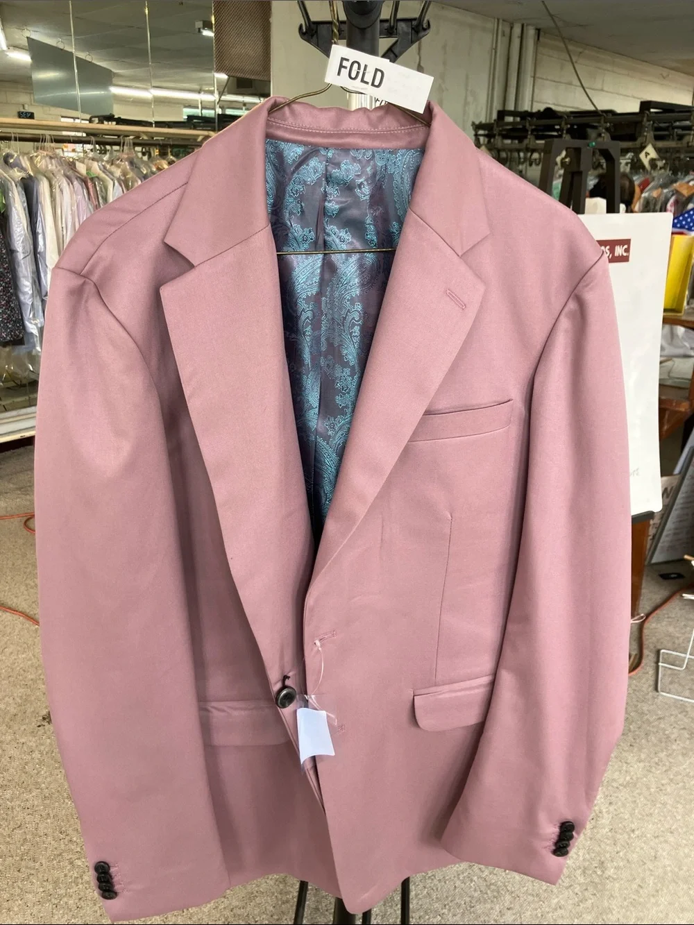 Men's Dusty Rose Single-Breasted Blazer
